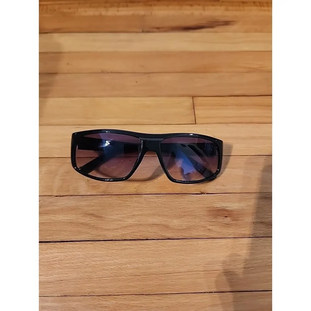 Porpoise Men's Sunglasses UV Protection Black Stylish Sleek